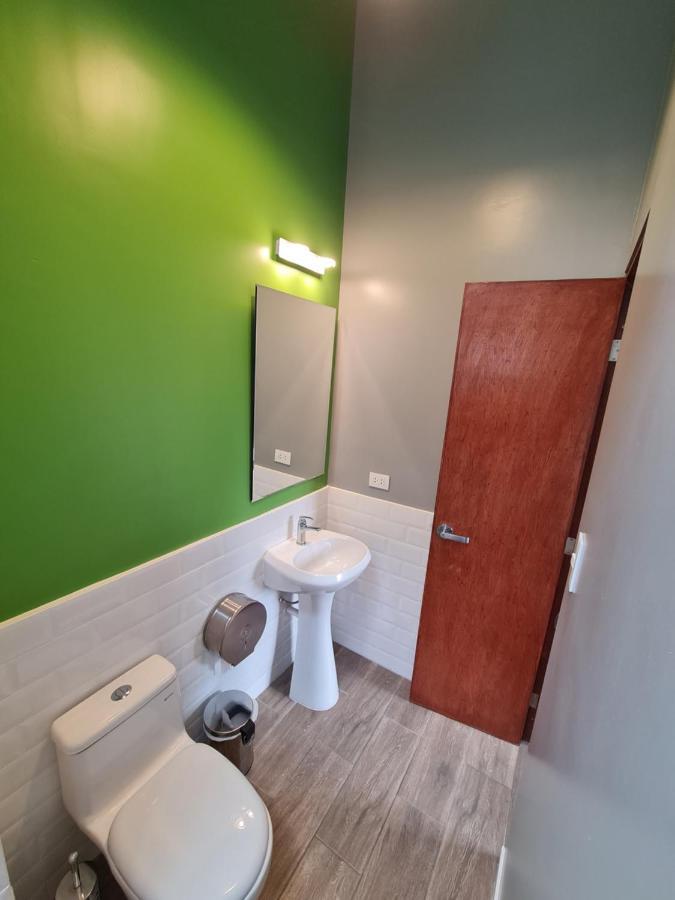 Flying Dog Lima B&B Экстерьер фото