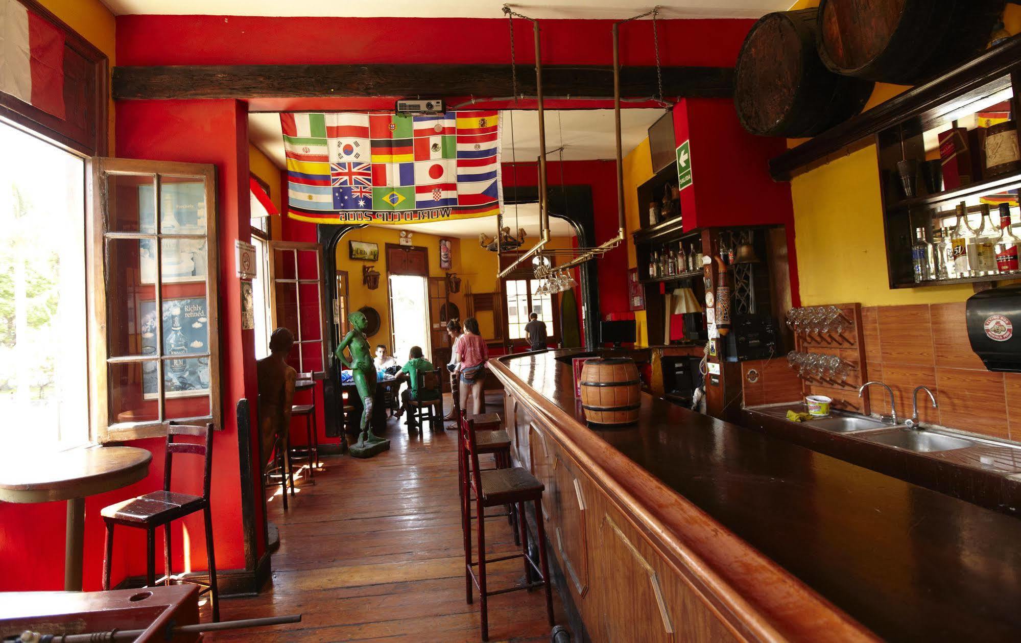Flying Dog Lima B&B Экстерьер фото